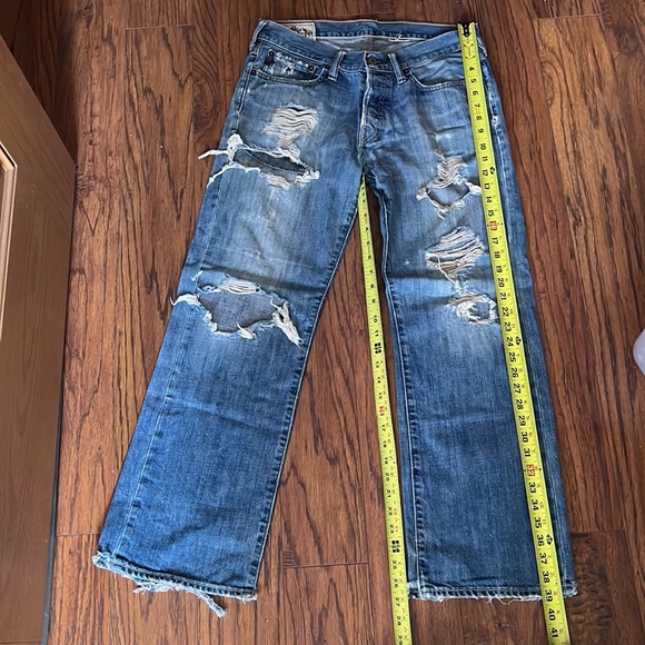 Abercrombie and Fitch distressed jeans - Picture 15 of 17